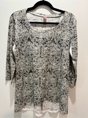 Before + Again Gray Ornate Floral Print Lightweight Knit Top Size L Made in USA